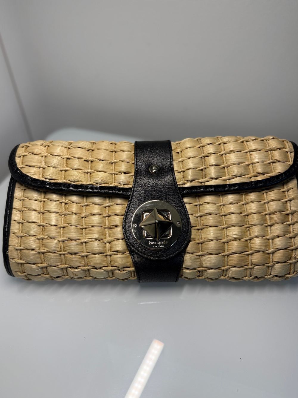 Kate Spade New York Straw & Leather Turn-Lock Clutch Bag VTG Y2K in EUC